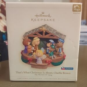 Hallmark Keepsake Nativity Scene with Peanuts Characters